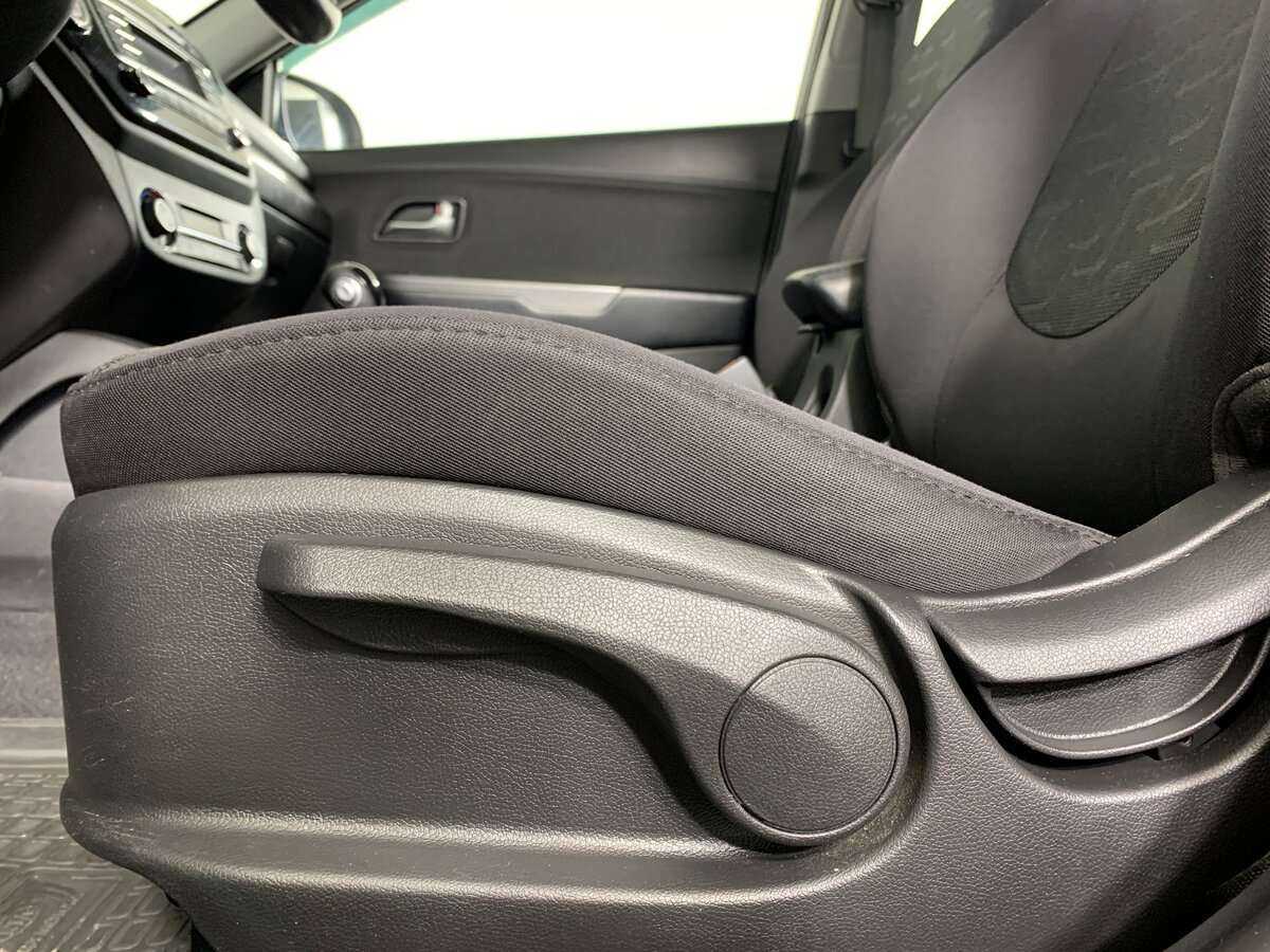 Купить Kia Rio с пробегом. Фото: #13