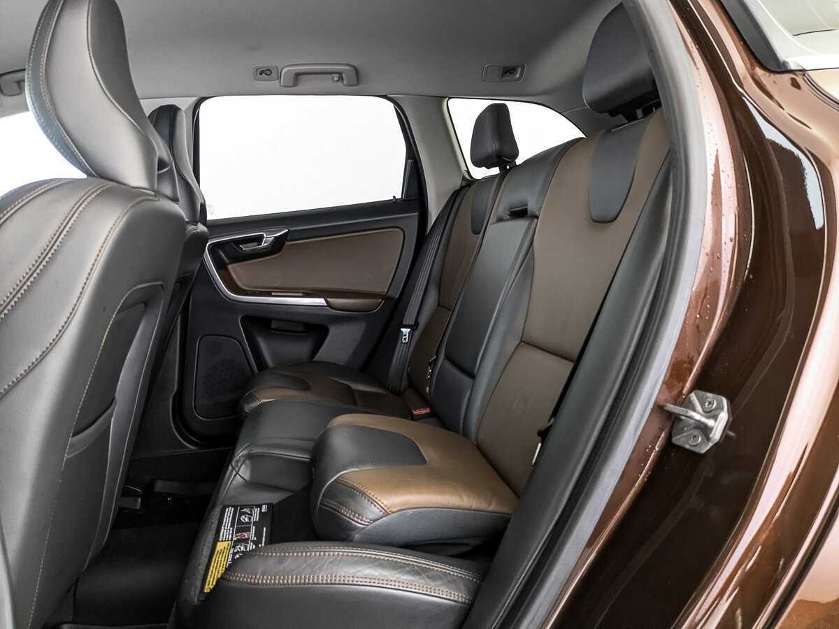 Купить Volvo XC60 с пробегом. Фото: #28
