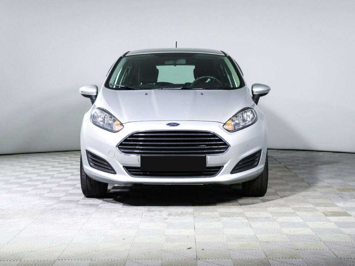 Купить Ford Fiesta с пробегом. Фото: #1