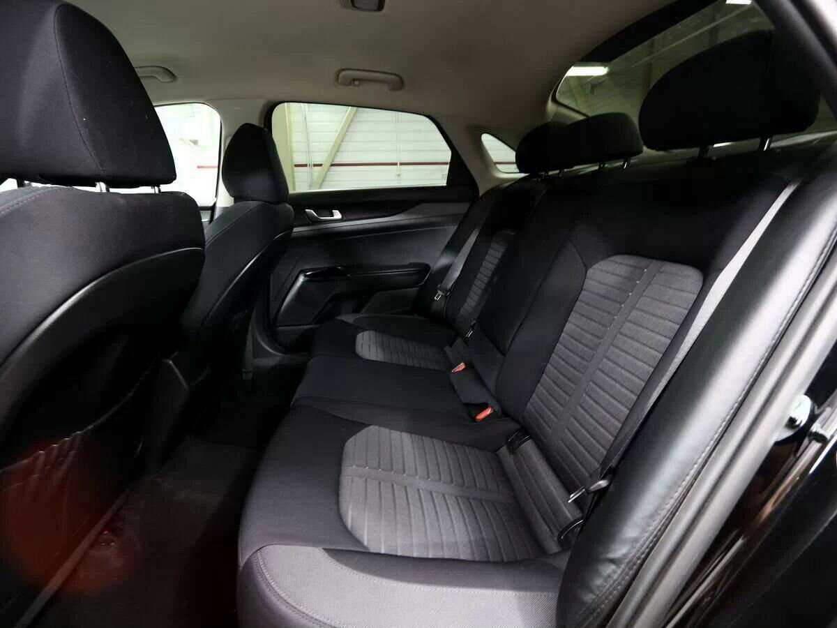 Купить Kia K5 с пробегом. Фото: #9