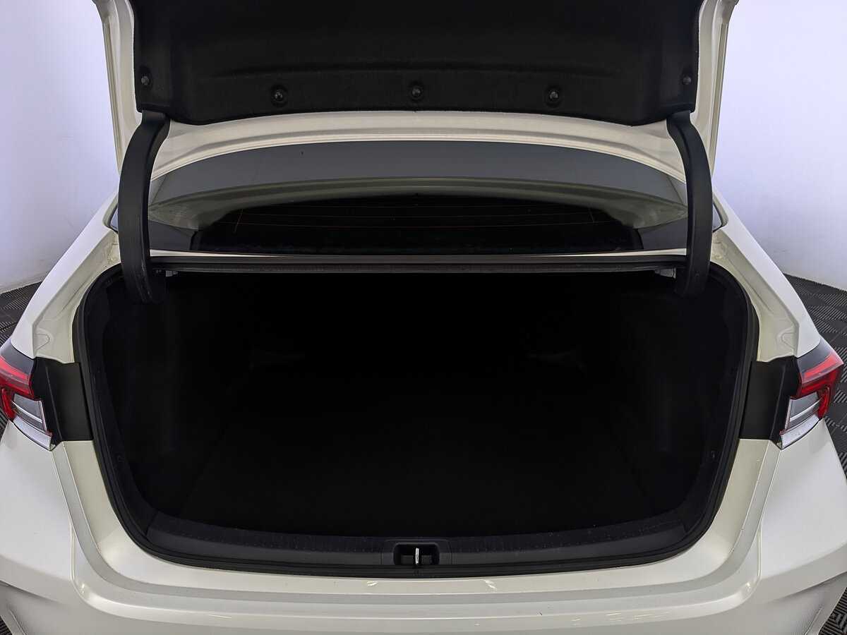 Купить Toyota Corolla с пробегом. Фото: #9