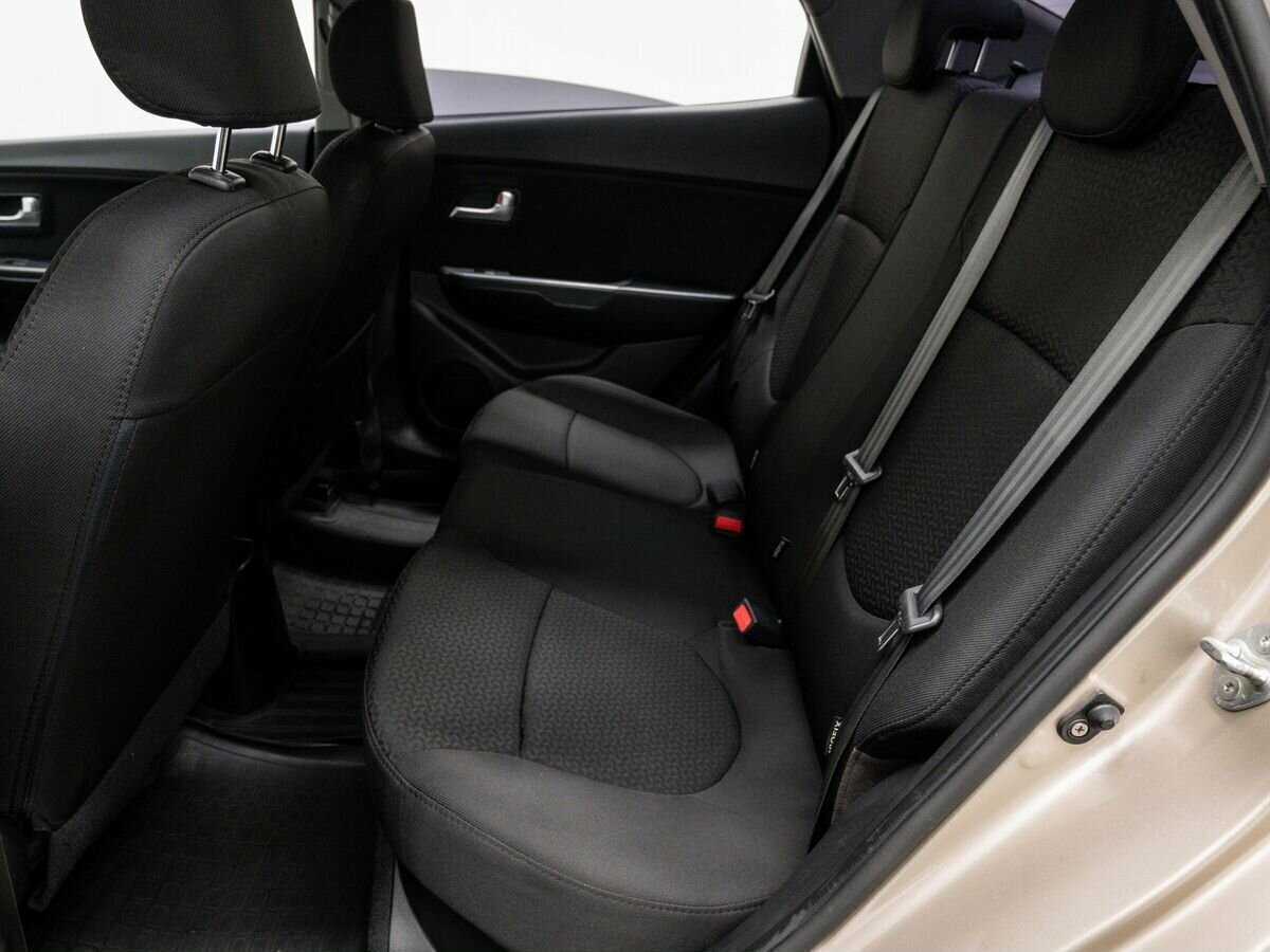 Купить Kia Rio с пробегом. Фото: #11
