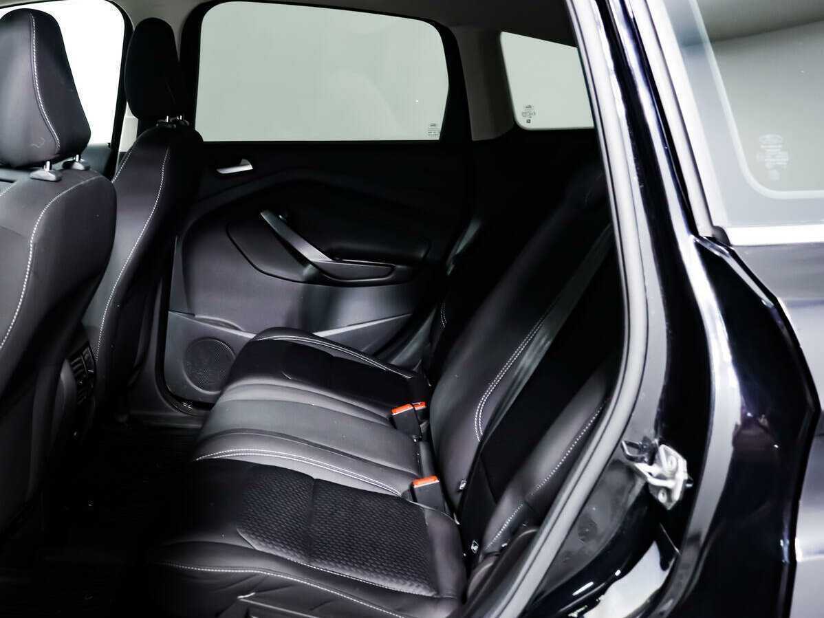 Купить Ford Kuga с пробегом. Фото: #9