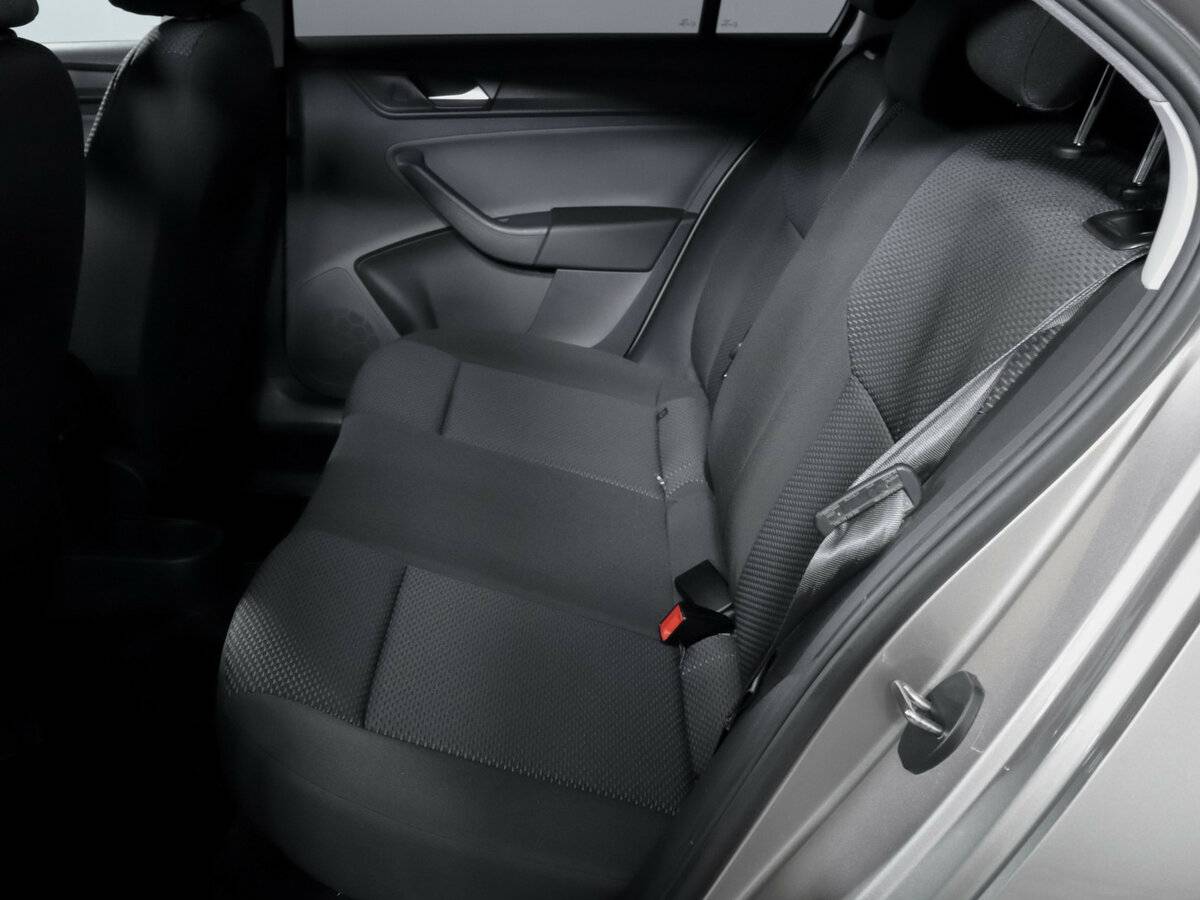 Купить Volkswagen Polo с пробегом. Фото: #7