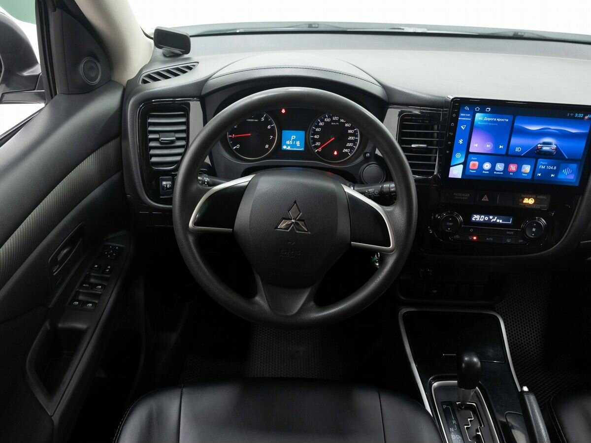 Купить Mitsubishi Outlander с пробегом. Фото: #15