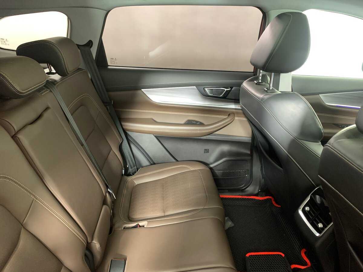 Купить Chery Tiggo 8 Pro с пробегом. Фото: #16