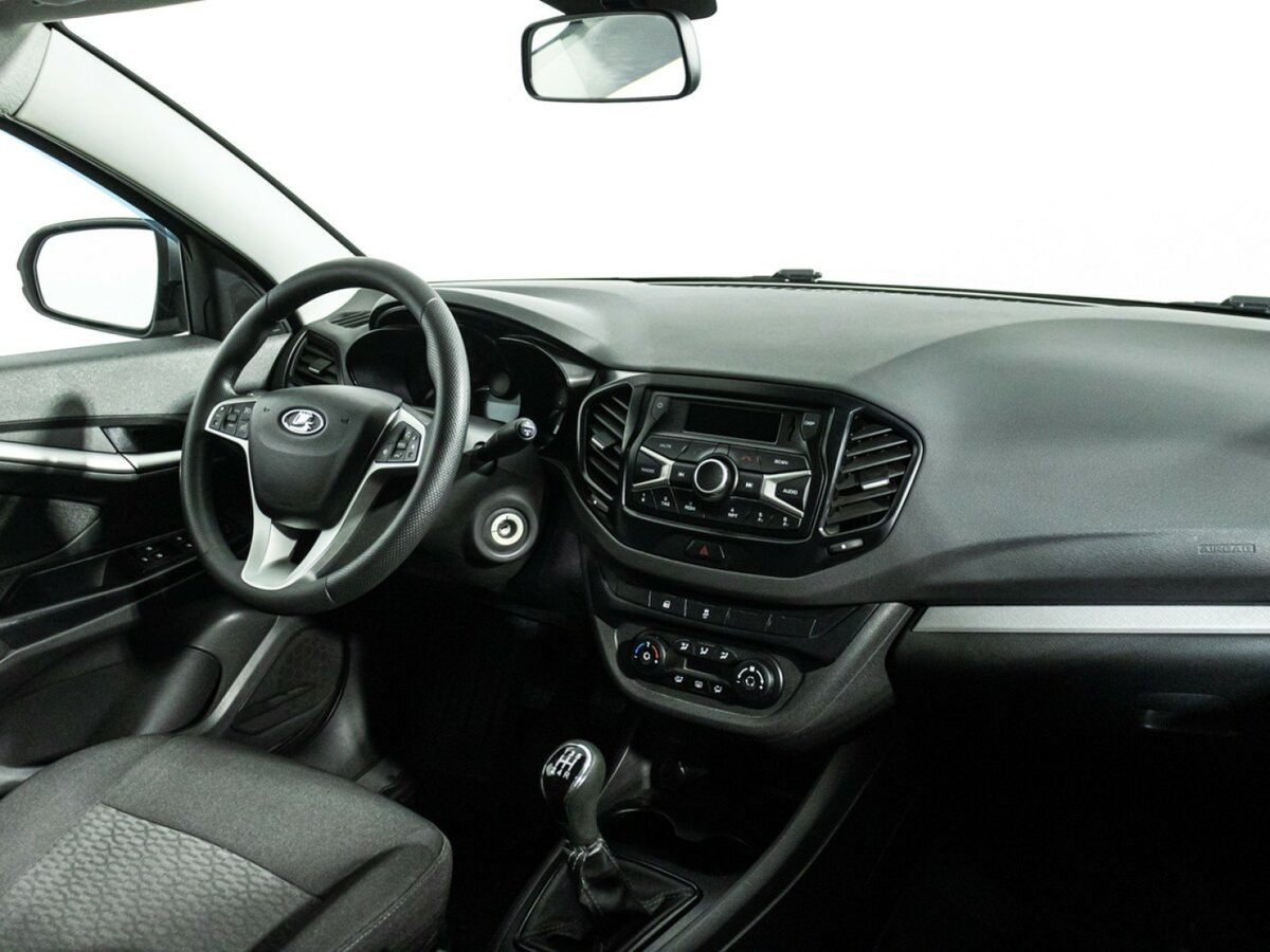 Купить Lada (ВАЗ) Vesta с пробегом. Фото: #8