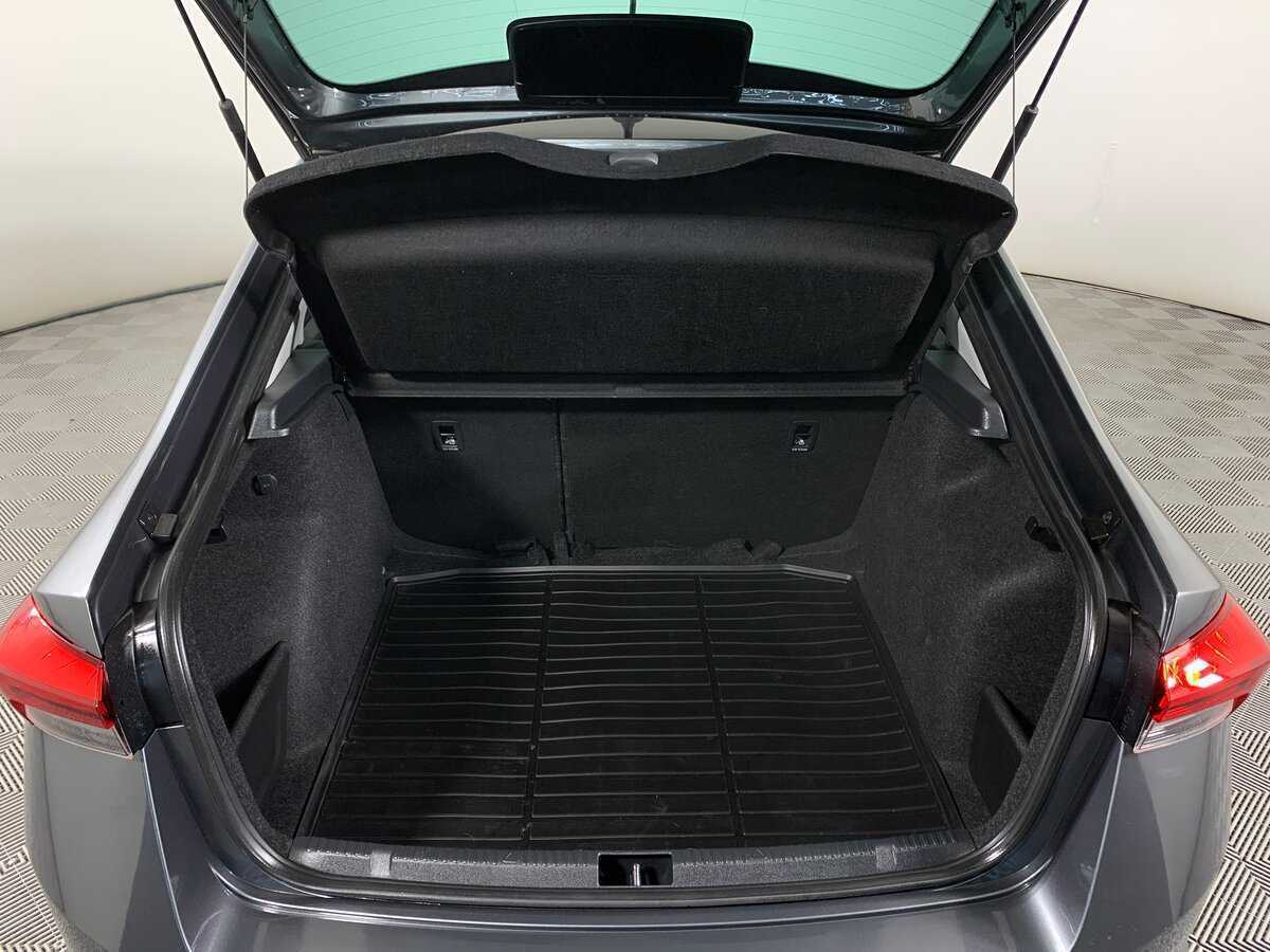 Купить Skoda Rapid с пробегом. Фото: #19