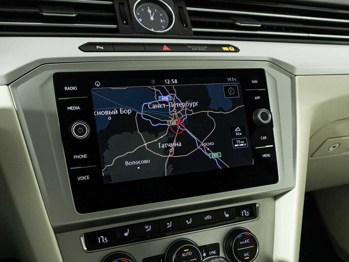 Купить Volkswagen Passat с пробегом. Фото: #18