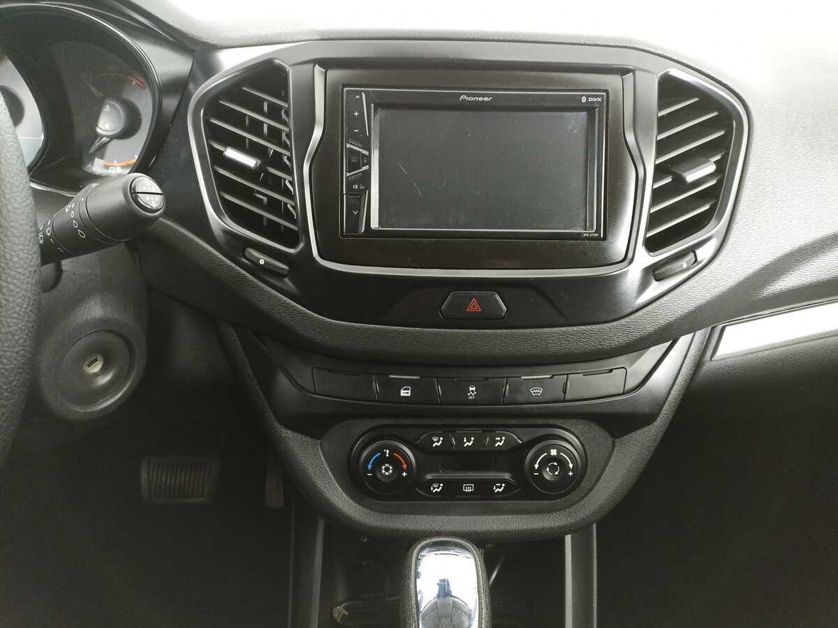 Купить Lada (ВАЗ) Vesta с пробегом. Фото: #14