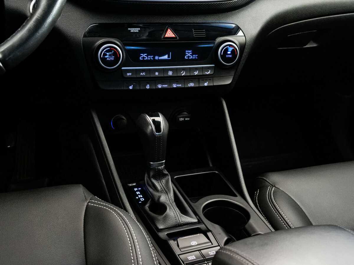 Купить Hyundai Tucson с пробегом. Фото: #11