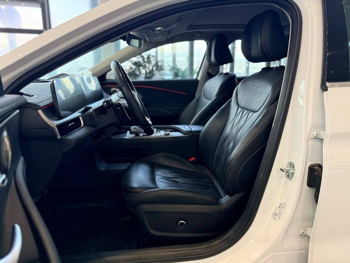 Купить Chery Arrizo 8 с пробегом. Фото: #16