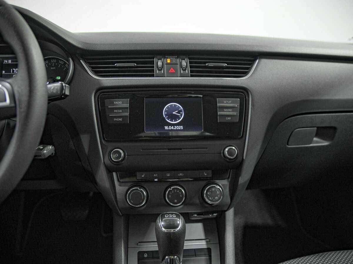 Купить Skoda Octavia с пробегом. Фото: #7