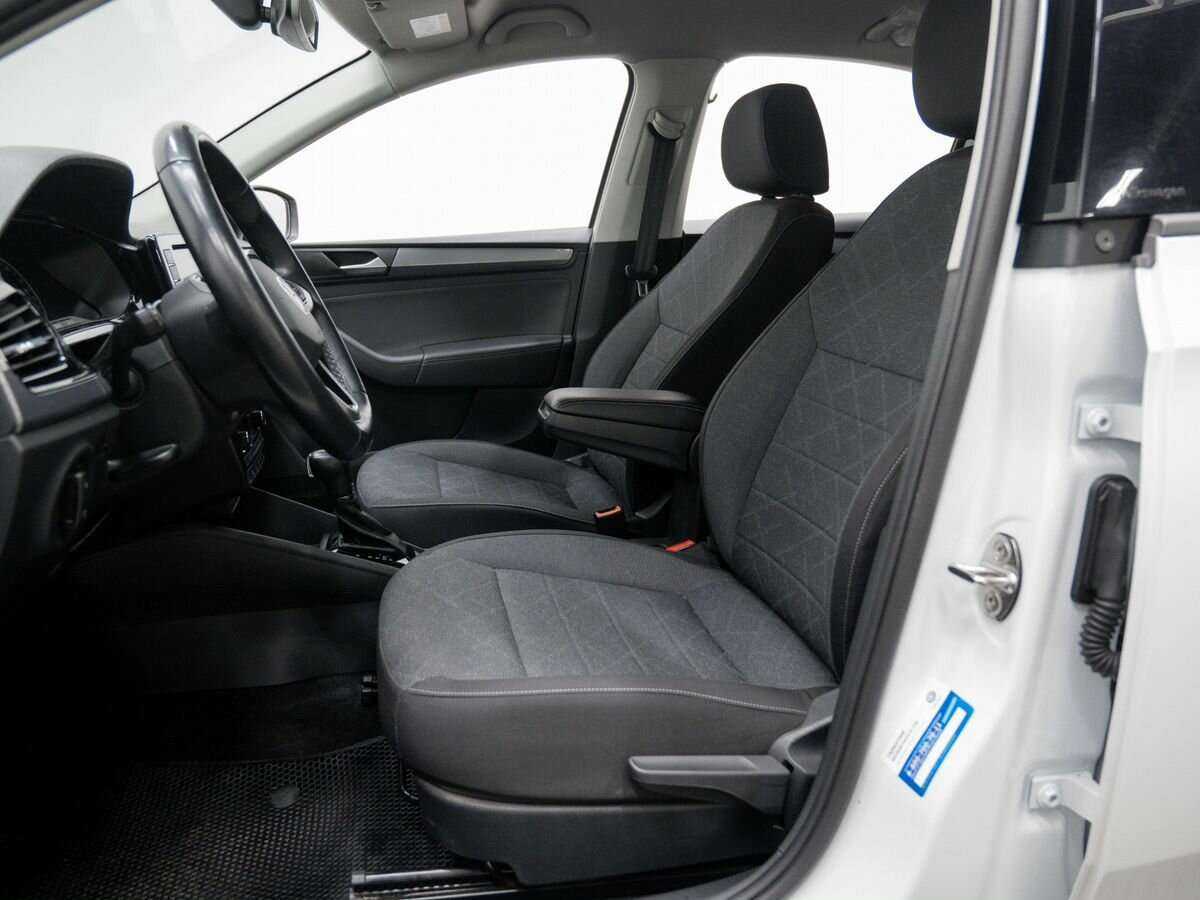 Купить Volkswagen Polo с пробегом. Фото: #13