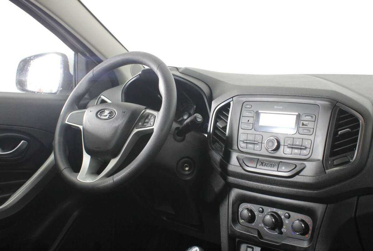 Купить Lada (ВАЗ) XRAY с пробегом. Фото: #8