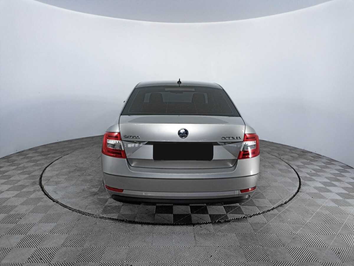 Купить Skoda Octavia с пробегом. Фото: #5