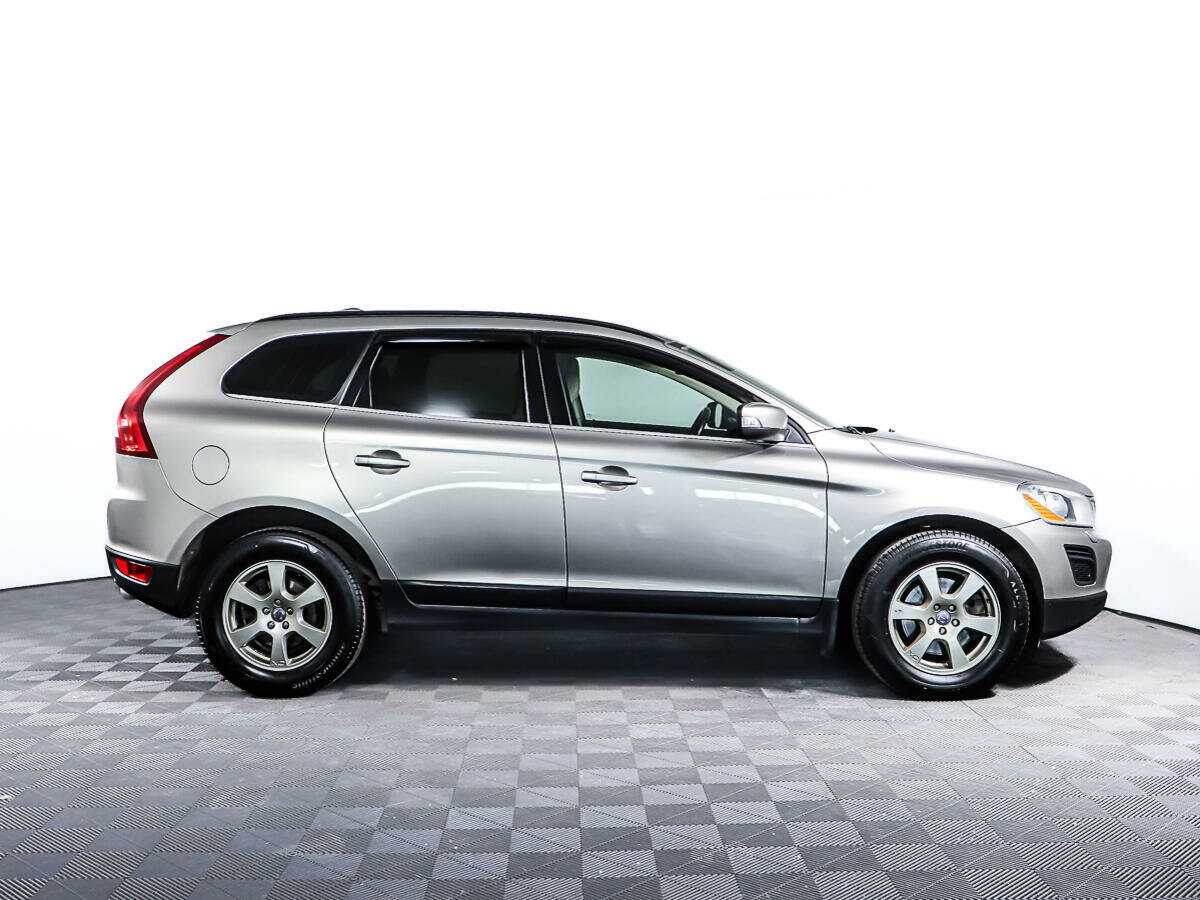 Купить Volvo XC60 с пробегом. Фото: #3