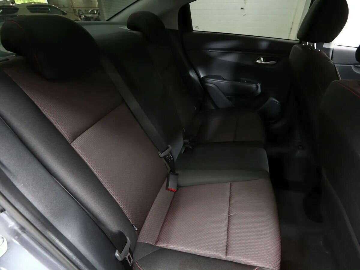 Купить Kia Rio с пробегом. Фото: #12