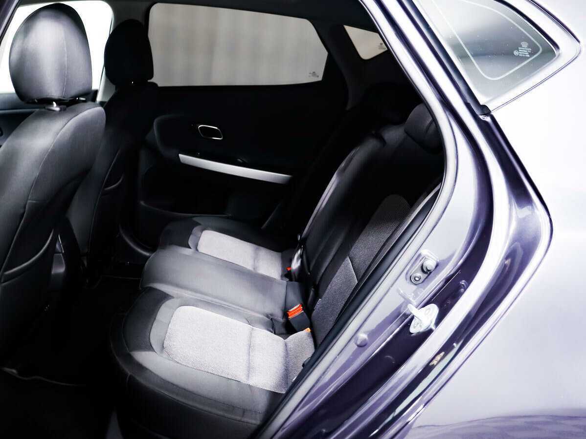 Купить Kia Ceed с пробегом. Фото: #9