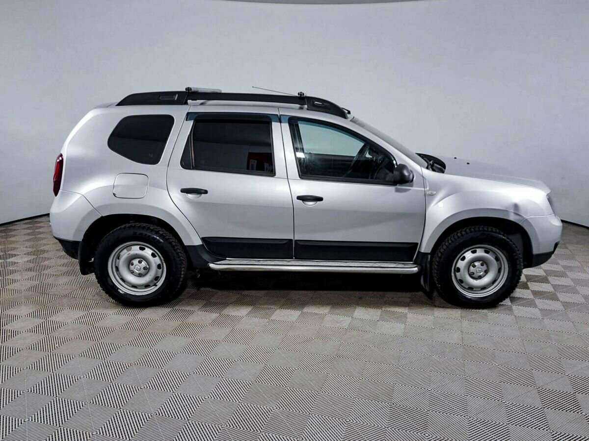 Купить Renault Duster с пробегом. Фото: #3