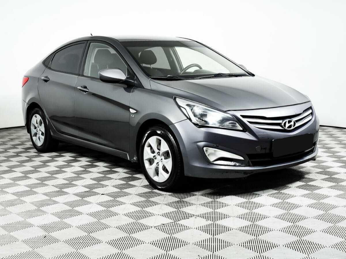 Купить Hyundai Solaris с пробегом. Фото: #2