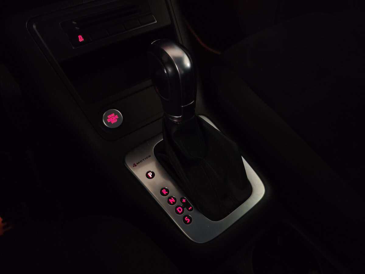 Купить Volkswagen Tiguan с пробегом. Фото: #10