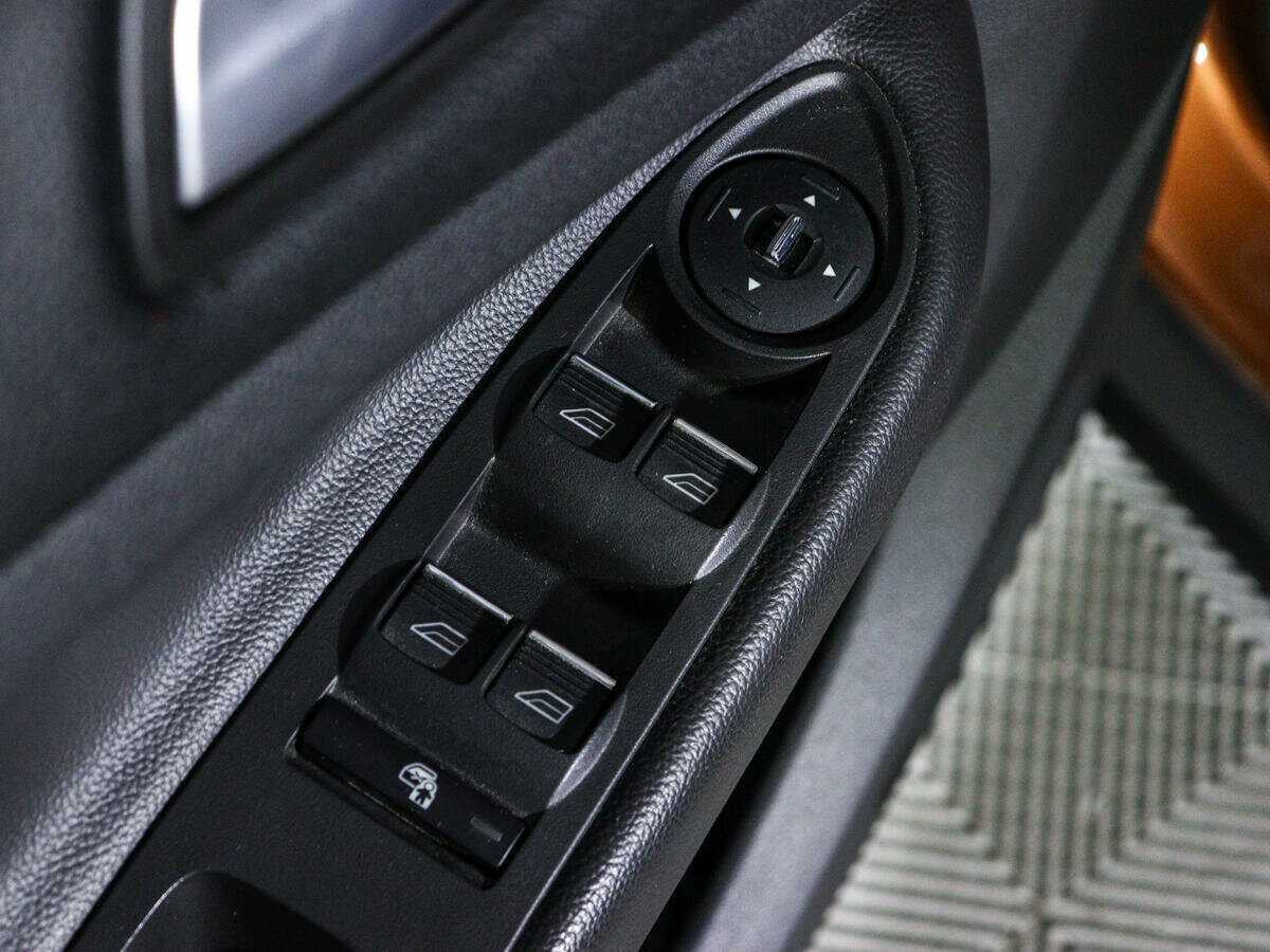 Купить Ford Kuga с пробегом. Фото: #16