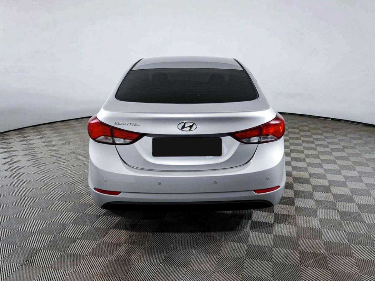 Купить Hyundai Elantra с пробегом. Фото: #5