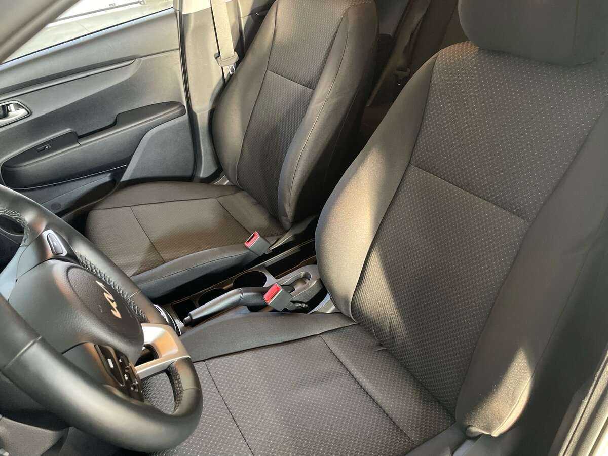 Купить Kia Rio с пробегом. Фото: #14