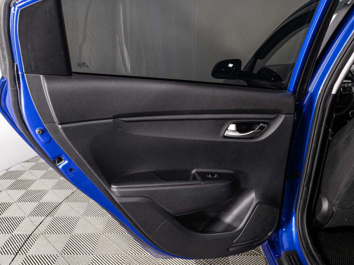 Купить Kia Rio с пробегом. Фото: #24