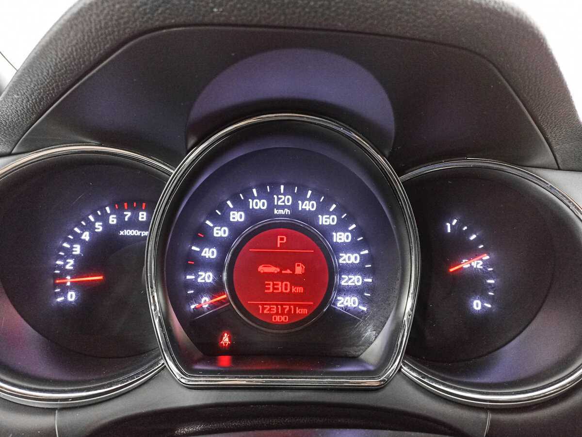 Купить Kia Ceed с пробегом. Фото: #10