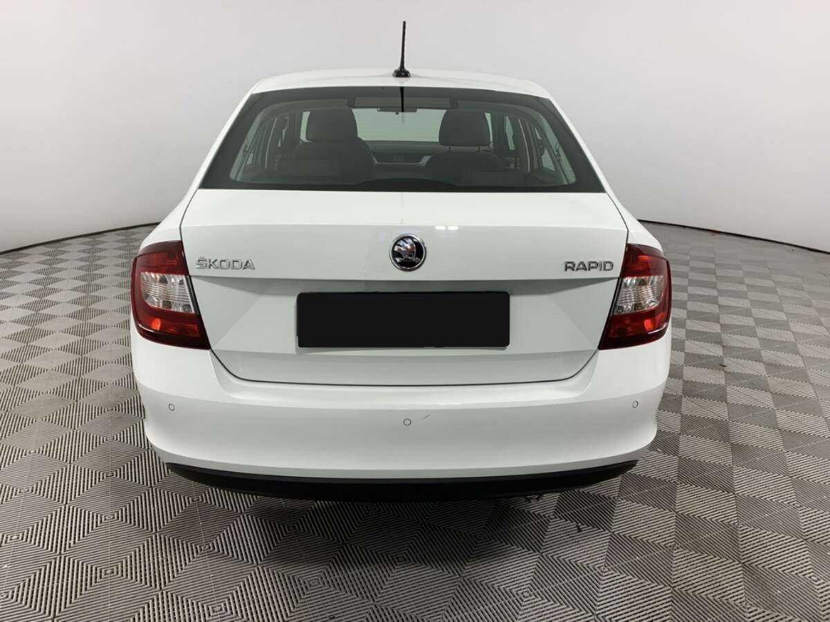 Купить Skoda Rapid с пробегом. Фото: #5