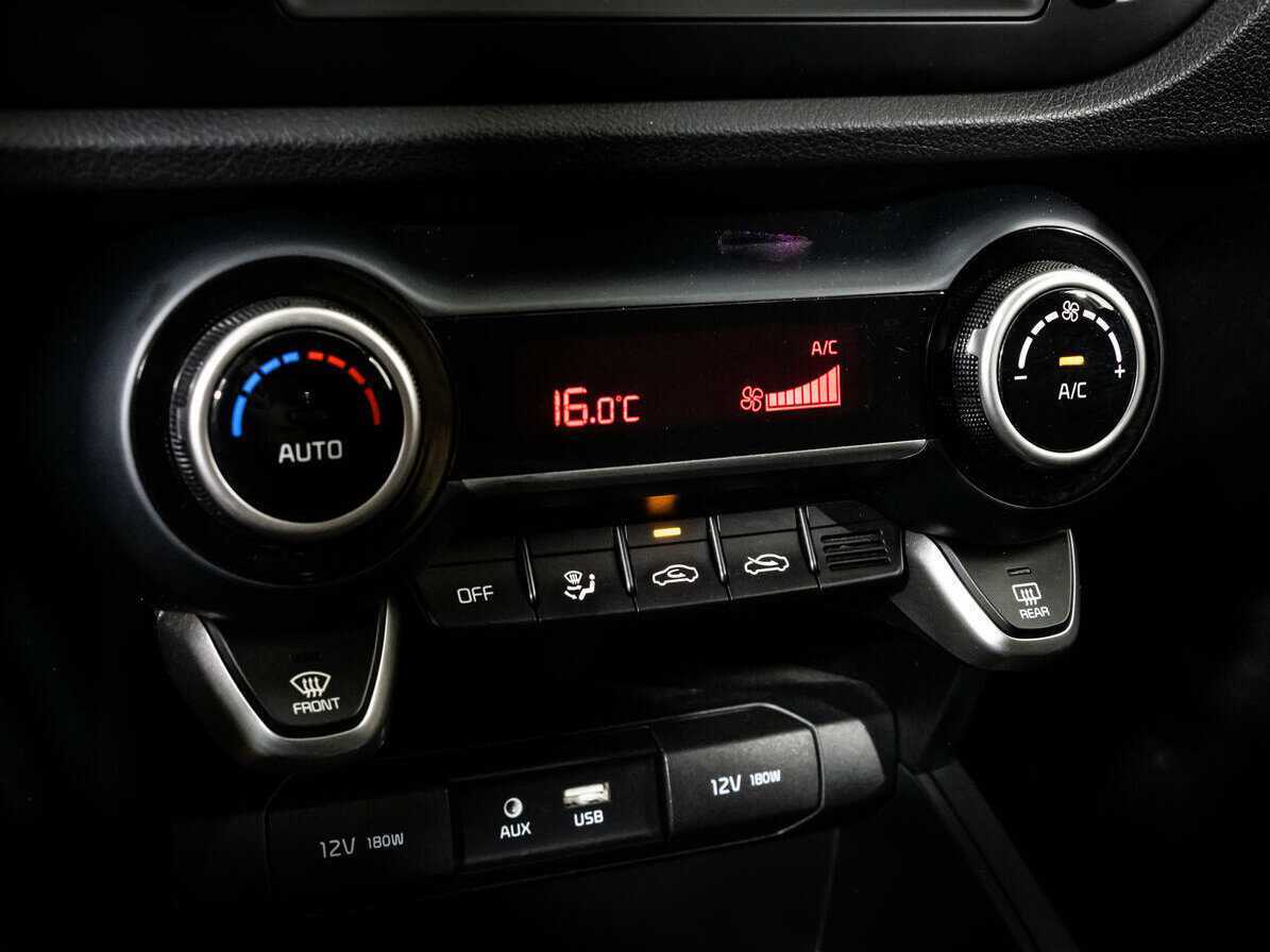 Купить Kia Rio с пробегом. Фото: #15