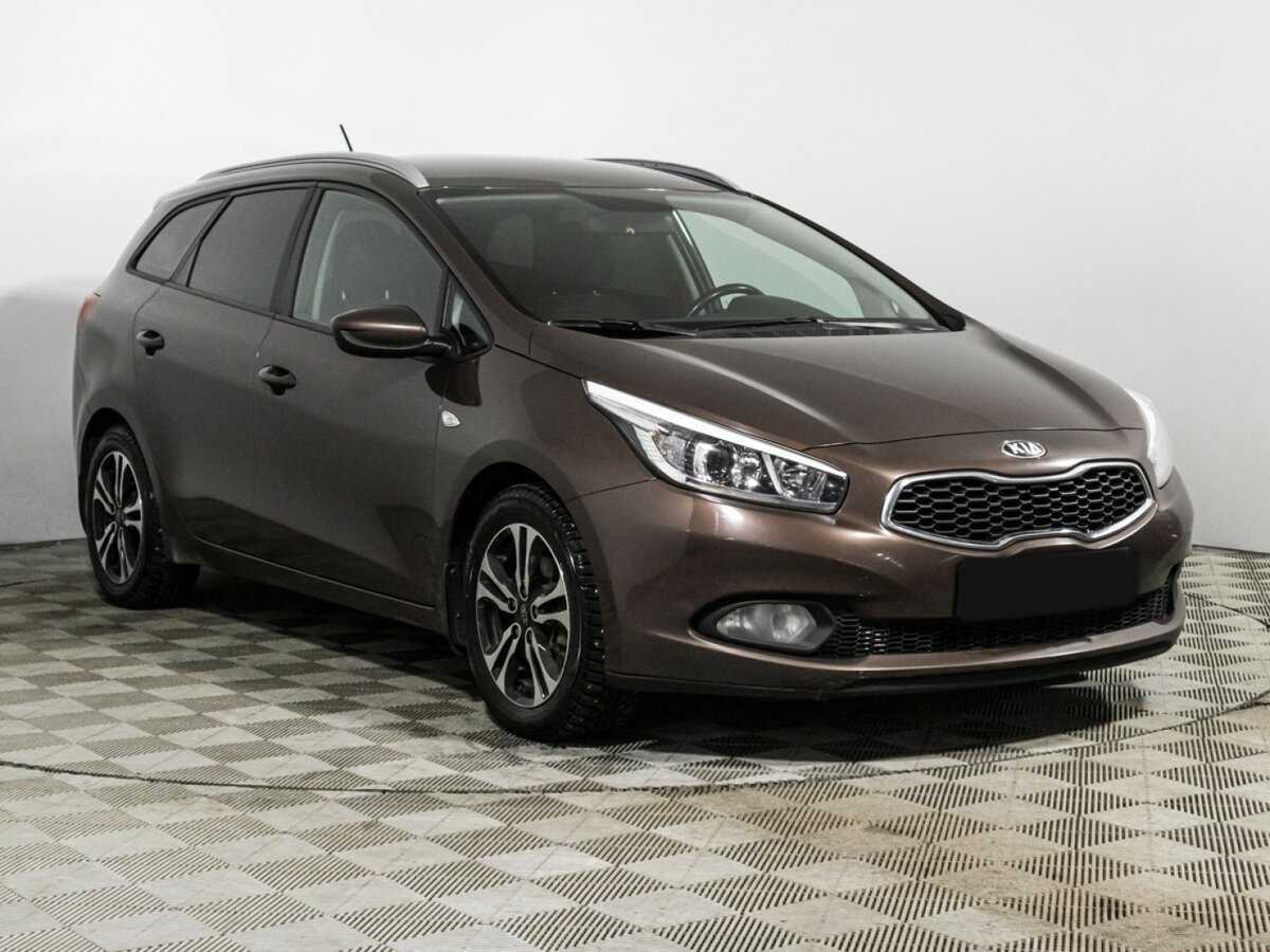 Купить Kia Ceed с пробегом. Фото: #2