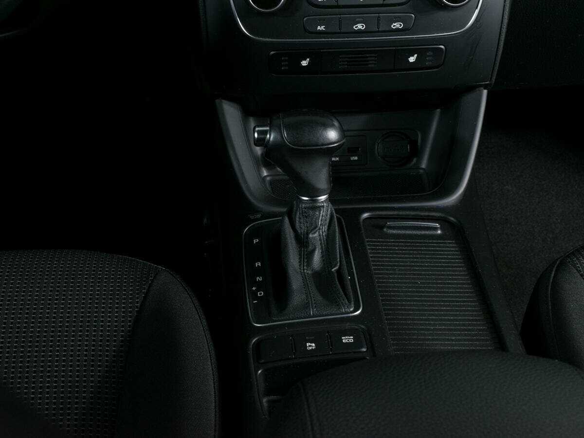 Купить Kia Sorento с пробегом. Фото: #15