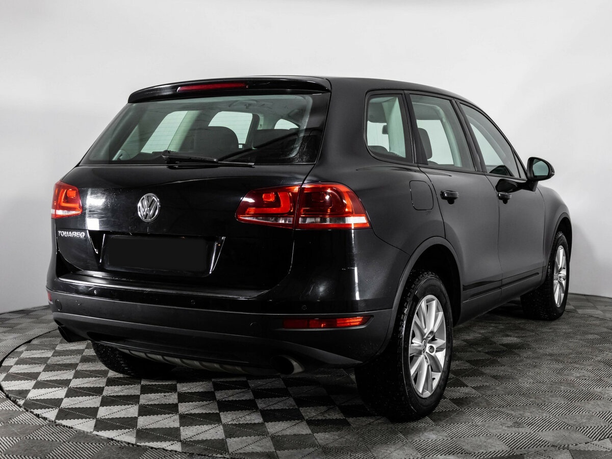 Купить Volkswagen Touareg с пробегом. Фото: #3