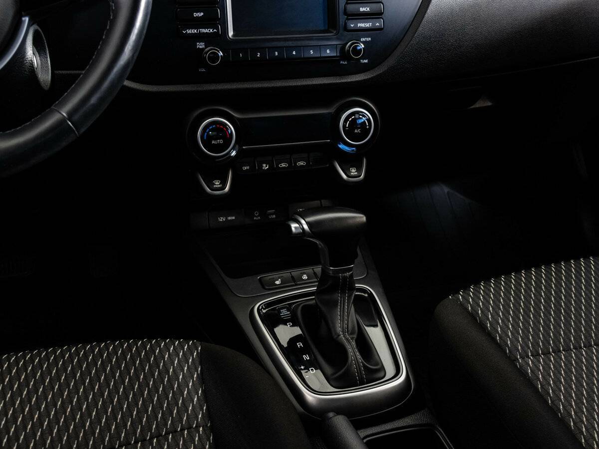 Купить Kia Rio с пробегом. Фото: #10