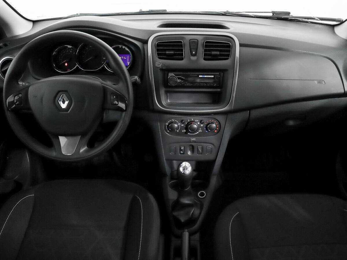 Купить Renault Sandero с пробегом. Фото: #11