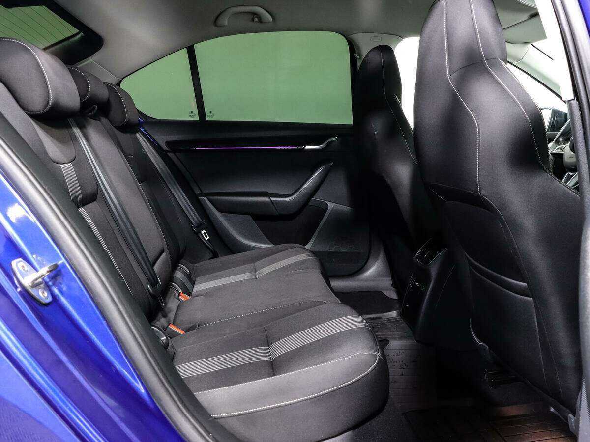 Купить Skoda Octavia с пробегом. Фото: #9