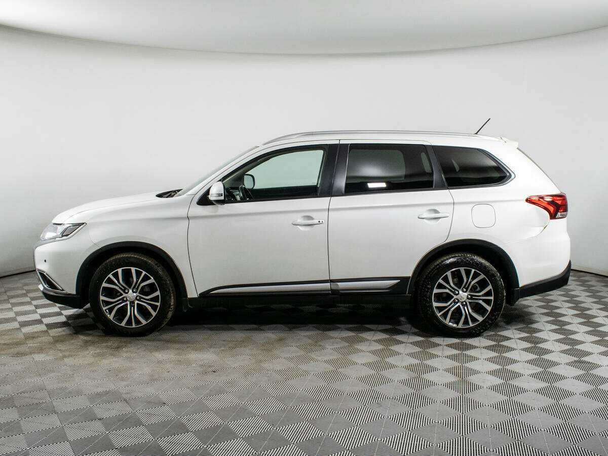 Купить Mitsubishi Outlander с пробегом. Фото: #6