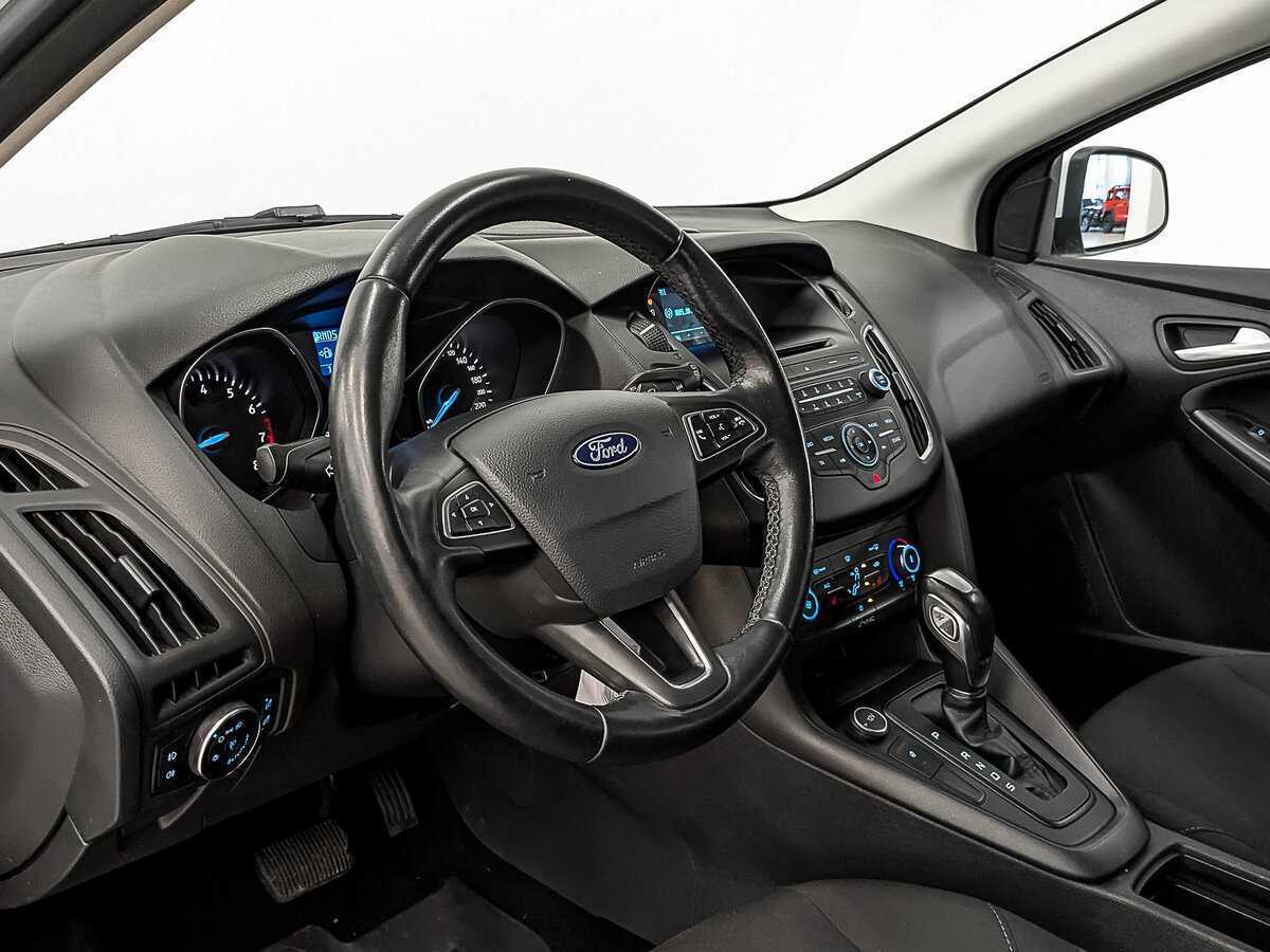 Купить Ford Focus с пробегом. Фото: #14