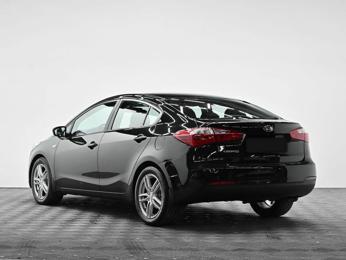 Купить Kia Cerato с пробегом. Фото: #2