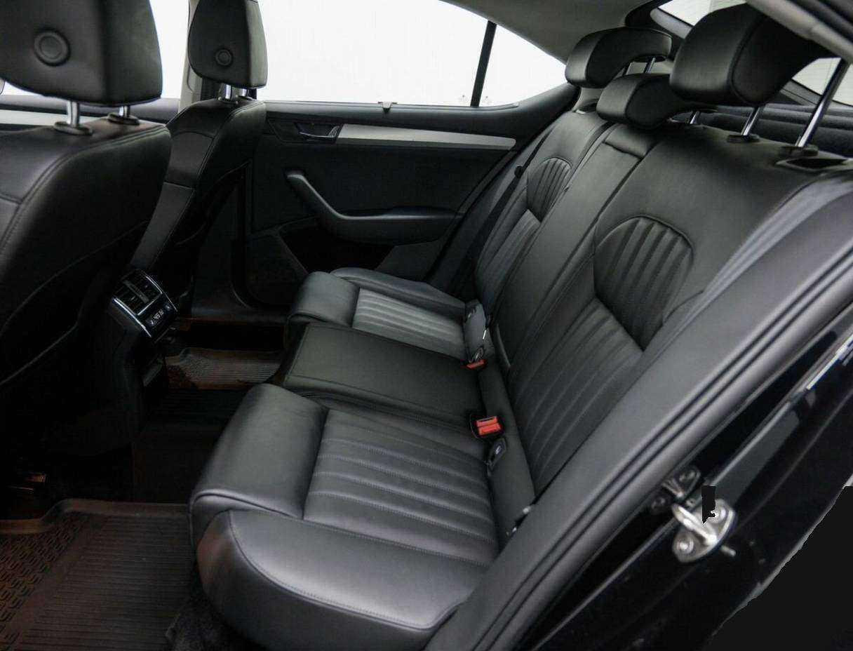 Купить Skoda Superb с пробегом. Фото: #12
