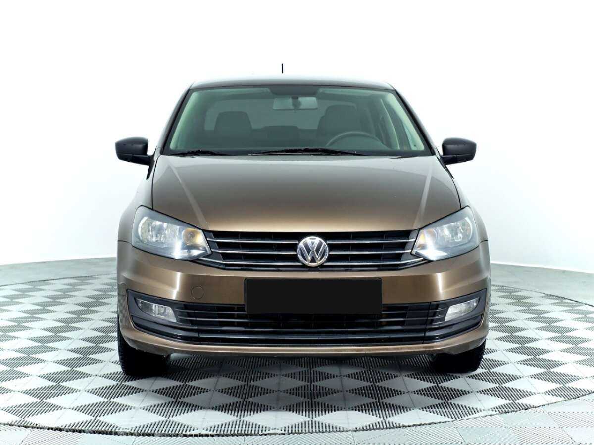 Купить Volkswagen Polo с пробегом. Фото: #1