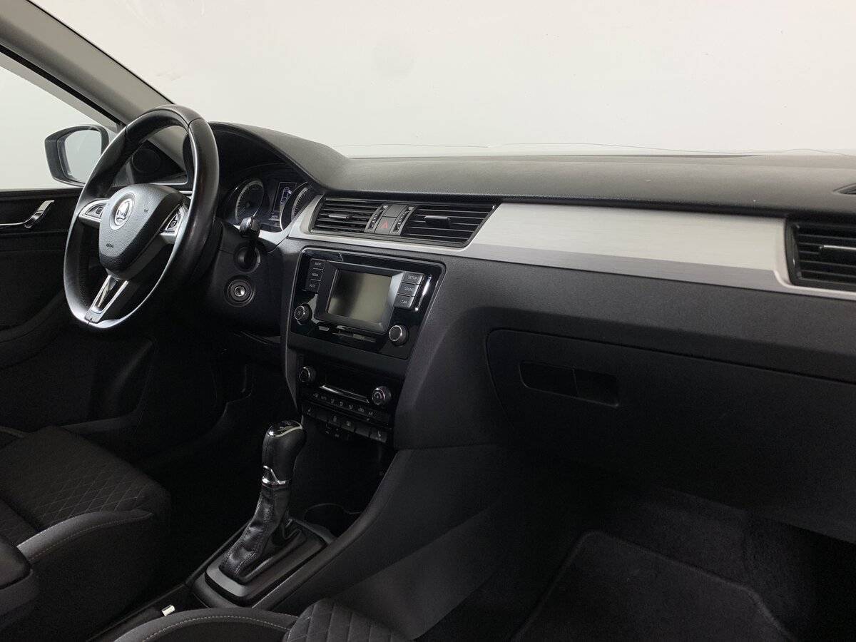 Купить Skoda Rapid с пробегом. Фото: #12