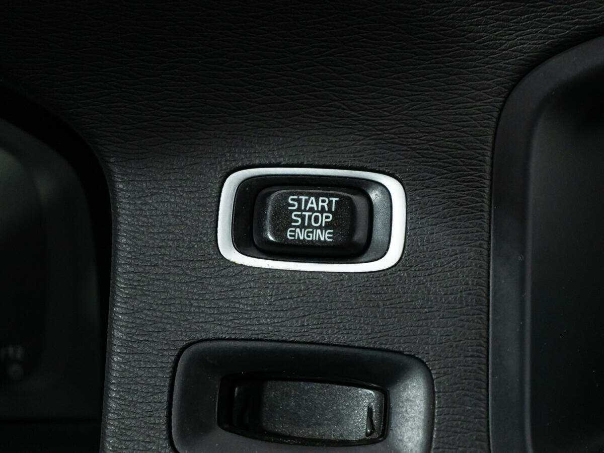 Купить Volvo S60 с пробегом. Фото: #17