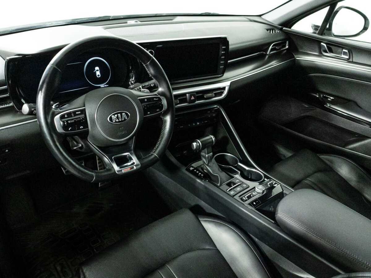 Купить Kia K5 с пробегом. Фото: #10