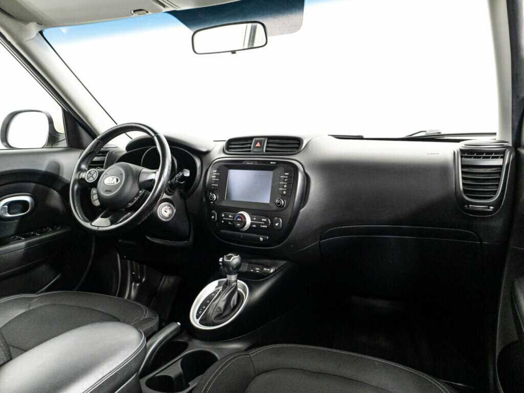 Купить Kia Soul с пробегом. Фото: #9