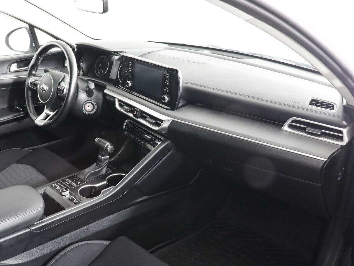 Купить Kia K5 с пробегом. Фото: #9