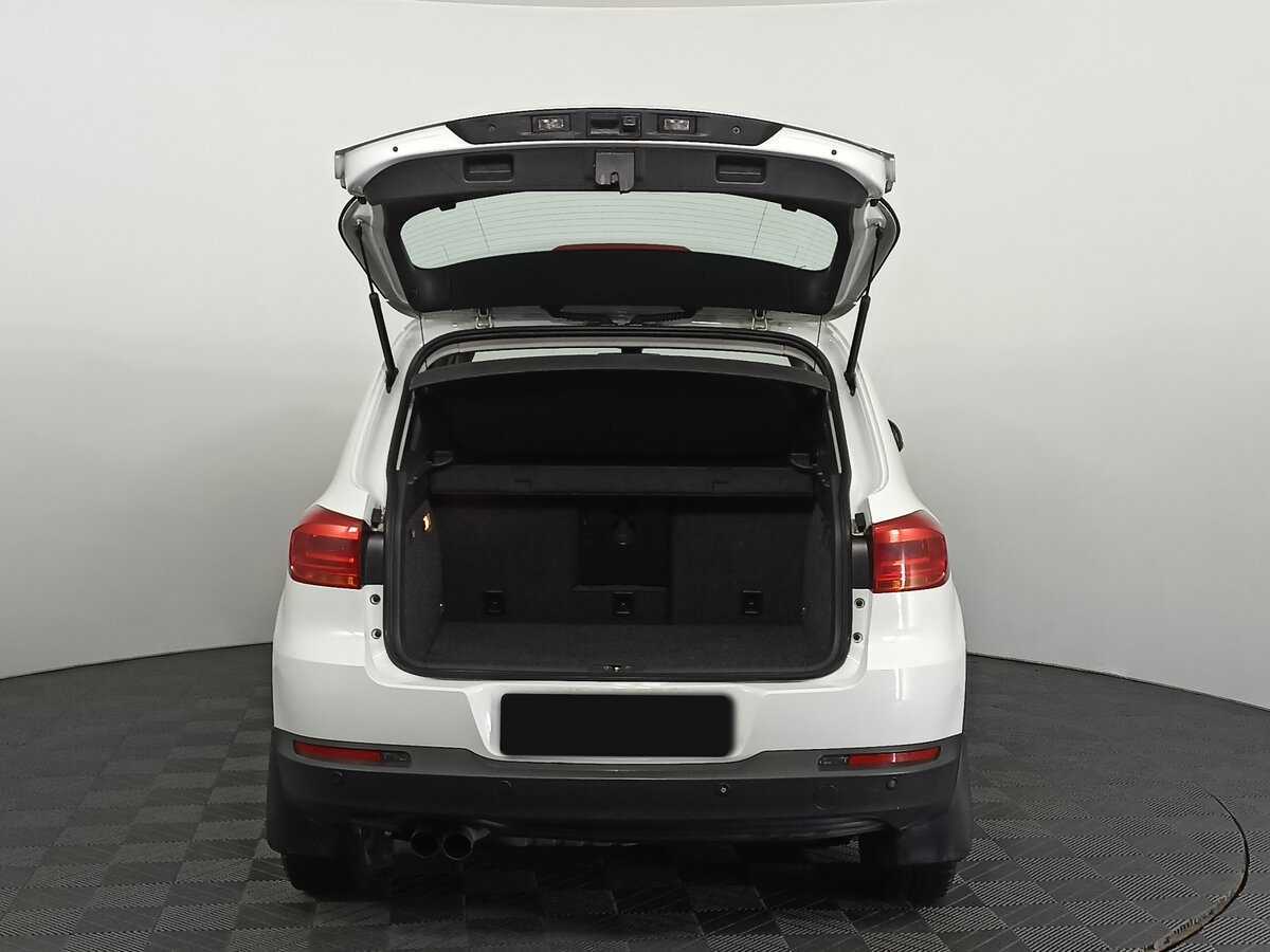 Купить Volkswagen Tiguan с пробегом. Фото: #9